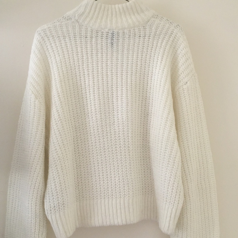 White High Neck Ribbed Chunky Sweater - Picture 2 of 4